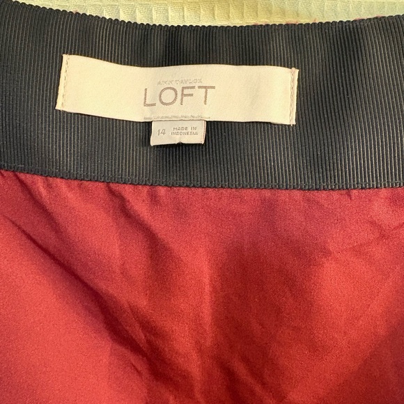Ladies skirt - Picture 4 of 5